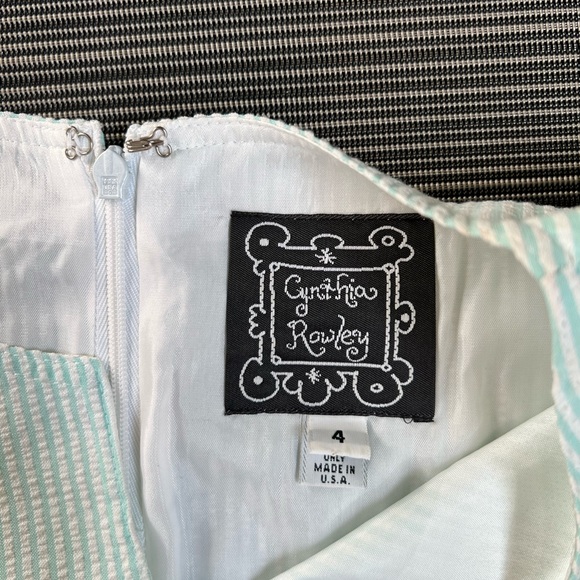 *gently worn* Cynthia Rowley seersucker dress (size 4) - Picture 3 of 5